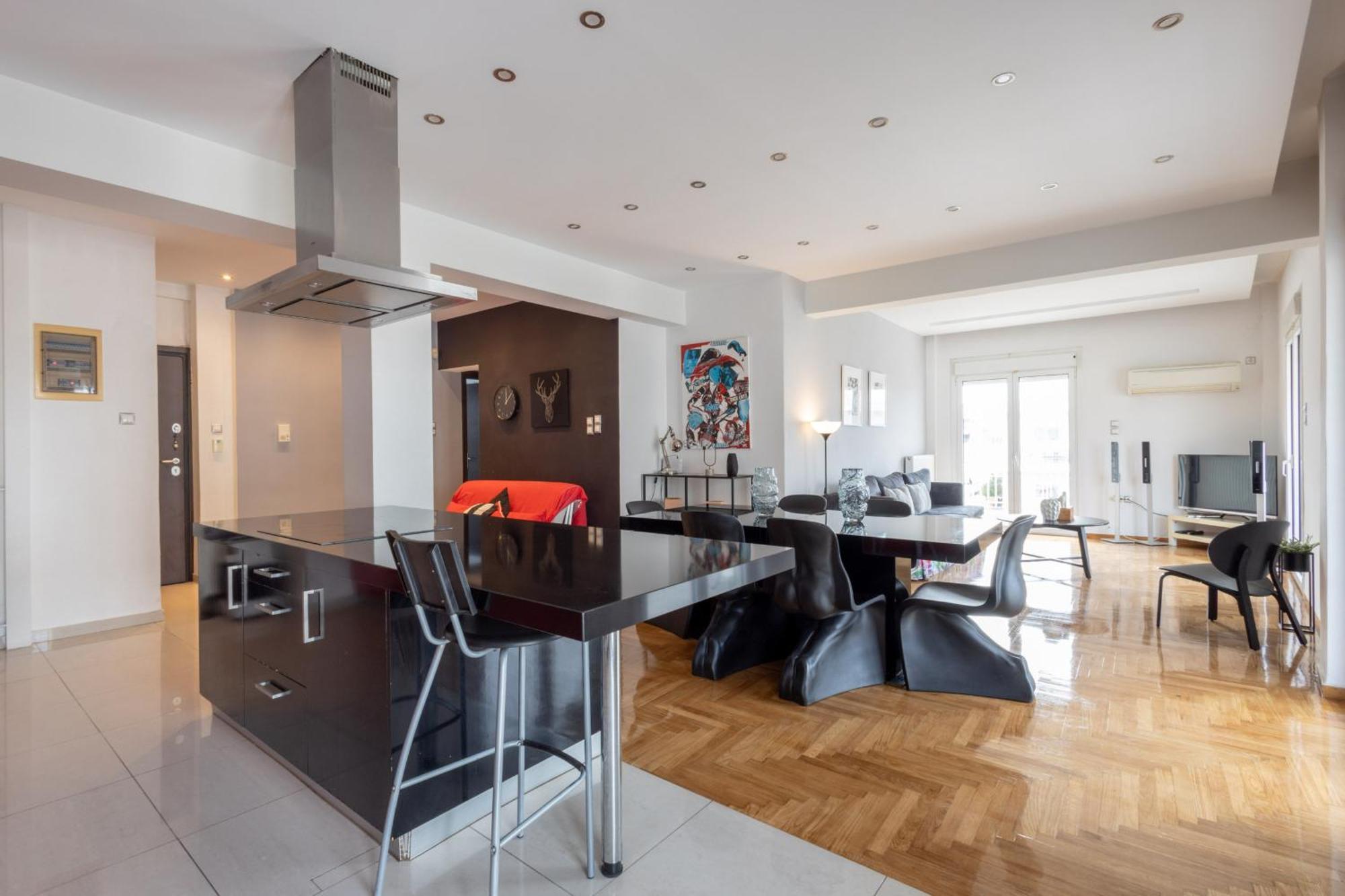 A Luxury & Comfortable Apt In Афины Экстерьер фото